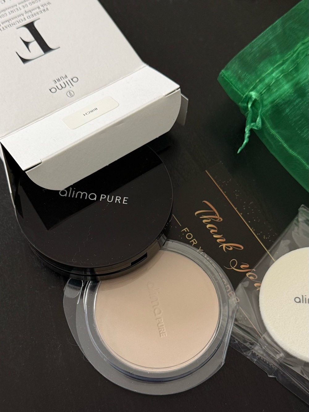 Alima pure pressed foundation - birch